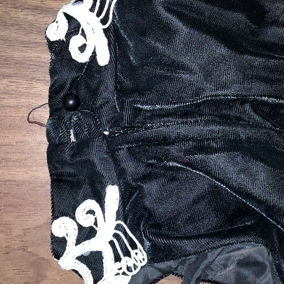 Vintage Black Velvet Dress - Picture 5 of 10